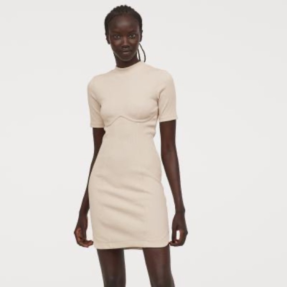 RIBBED FITTED DRESS